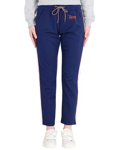 Pantaloni svasati