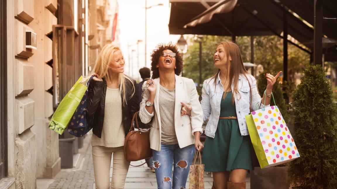 Le date di inizio dei saldi estivi 2019