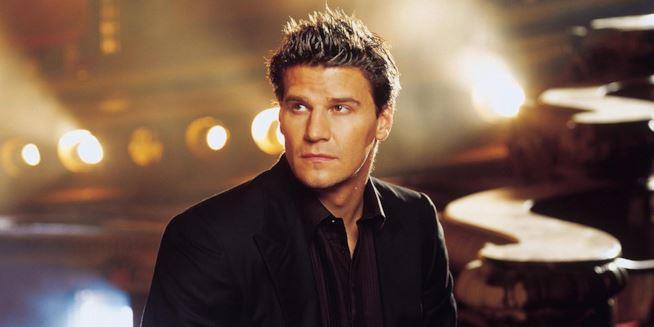 Angel, serie televisiva spin-off di Buffy David Boreanaz, attore di Angel
