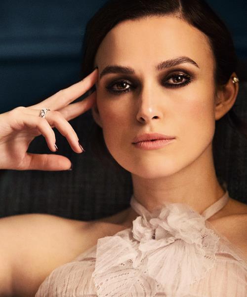 keira knightley per Coco Mademoiselle Eau de Parfum Intense Coco Mademoiselle Eau de Parfum Intense, la testimonial keira knightley