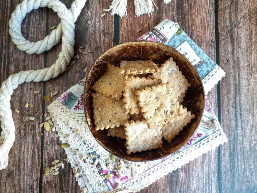 Biscotti salati Cracker ai semi