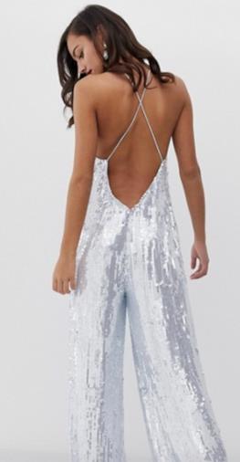 Tuta lunga in paillettes con spalline sottili e fondo ampio