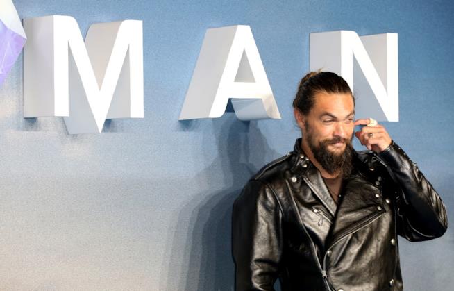 Jason Momoa parla delle difficoltà avute con il costume di Aquaman Jason Momoa
