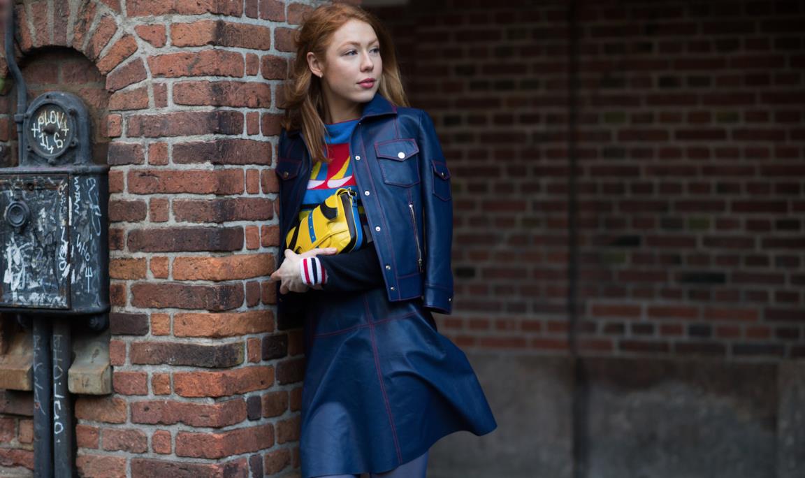 Ragazza con look autunnale