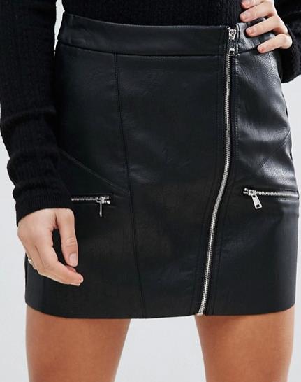 Mini skirt in pelle nera con lampo Gonna di pelle sintetica con zip davanti