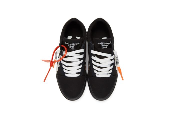 Off-White ™ Off-White ™