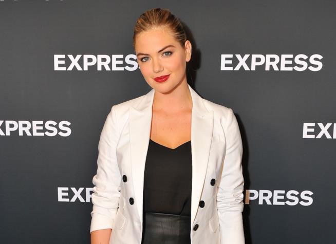 Kate Upton ha accusato di molestie sessuali Paul Marciano Kate Upton