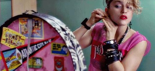 Anni '80 Madonna balla in una GIF anni '80