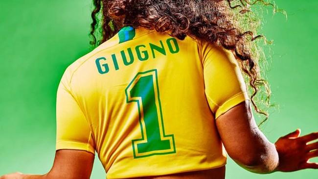 Amore e Capoeira di Takagi & Ketra in vetta nella classifica italiana dei singoli più venduti Takagi & Ketra Amore e Capoeira