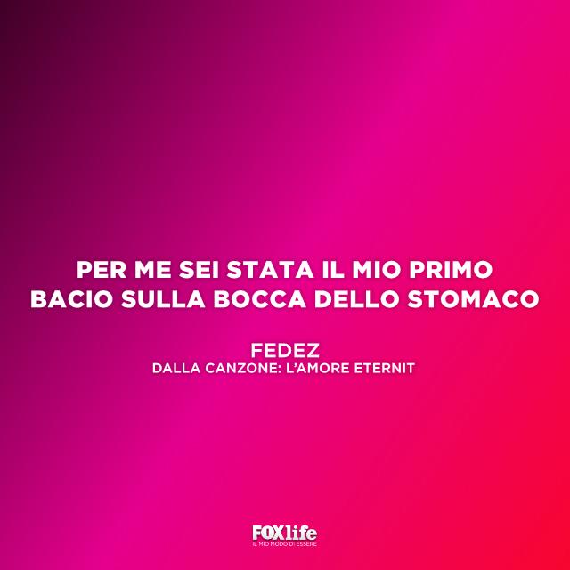 Per me sei stata il mio primo bacio sulla bocca dello stomaco Frasi tratte dalle canzoni d'amore da dedicare a lui o a lei: Per me sei stata il mio primo bacio sulla bocca dello stomaco