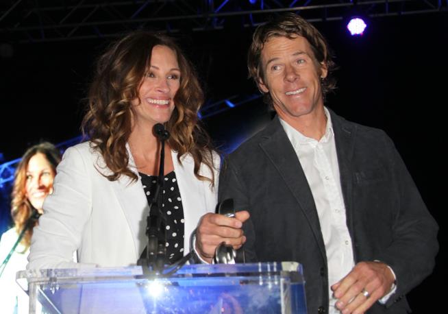 Julia Roberts parla del matrimonio con Danny Moder: le ha cambiato la vita Julia Roberts e Danny Moder