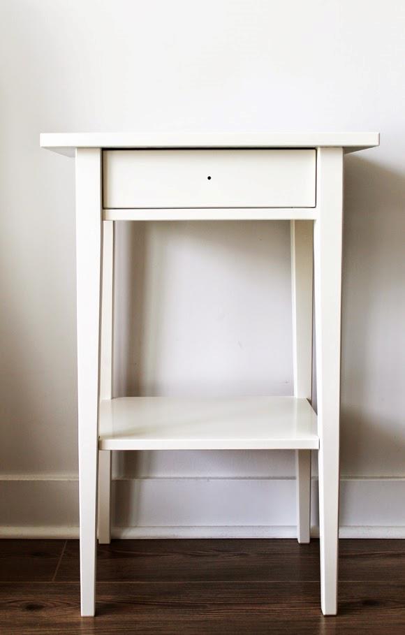 Come trasformare un mobile semplice in un mobile elegante Il tavolino dell'Ikea serie Hemnes