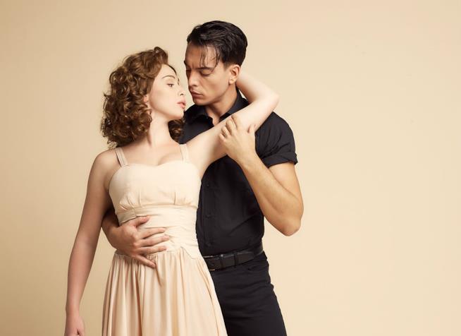 Il ritorno del musical Dirty Dancing Sara Santostasi e Giuseppe Verzicco, protagonisti del musical Dirty Dancing