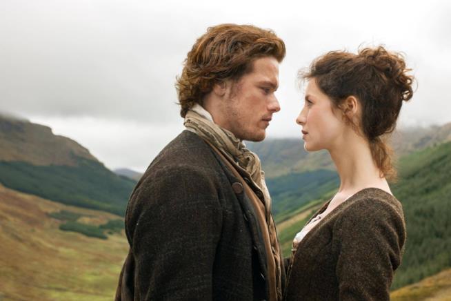 Caitriona Balfe svela come si prepara per le scene HOT di Outlander