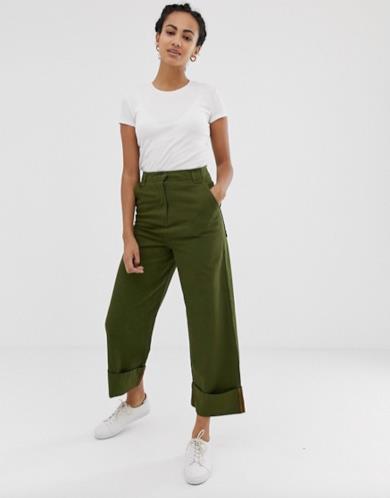 Pantaloni dritti