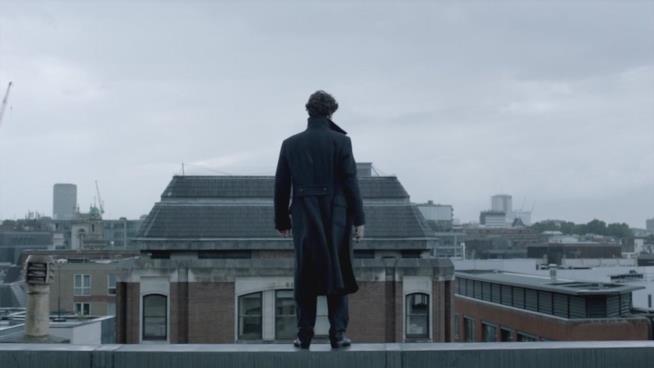 I dieci migliori cliffhanger delle serie TV Sherlock pronto a saltare