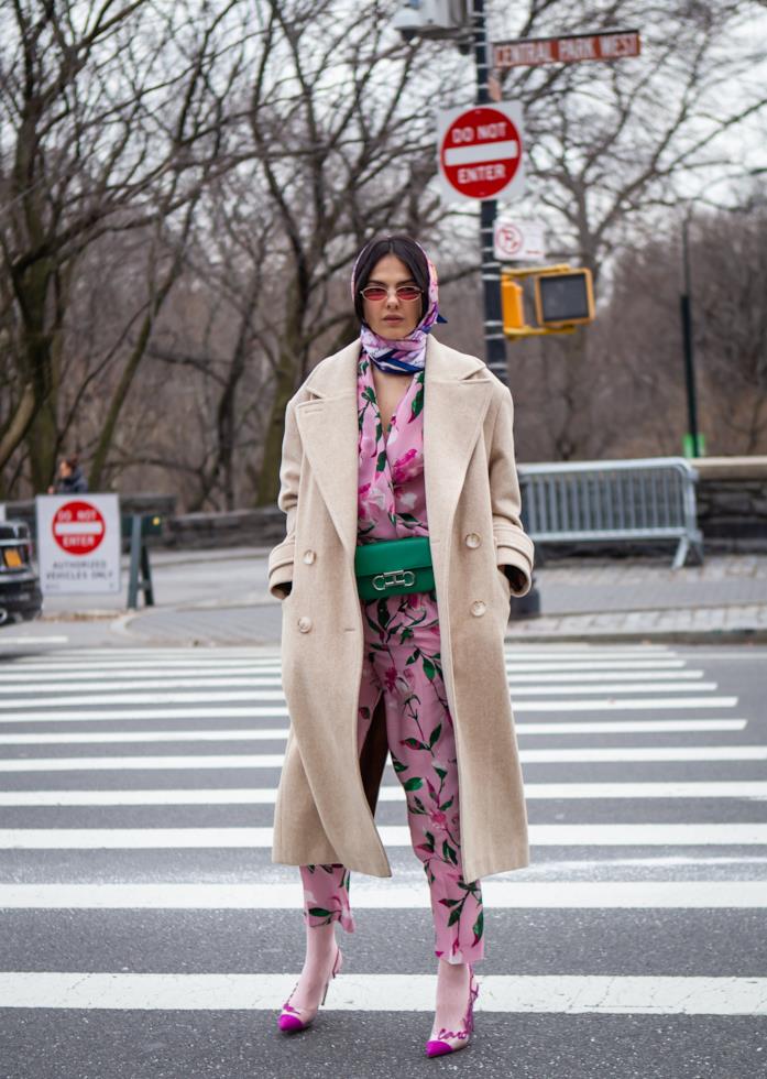 Il foulard indossato allo Street Style delle FW 2019 Street Style FW 2019, il foulard
