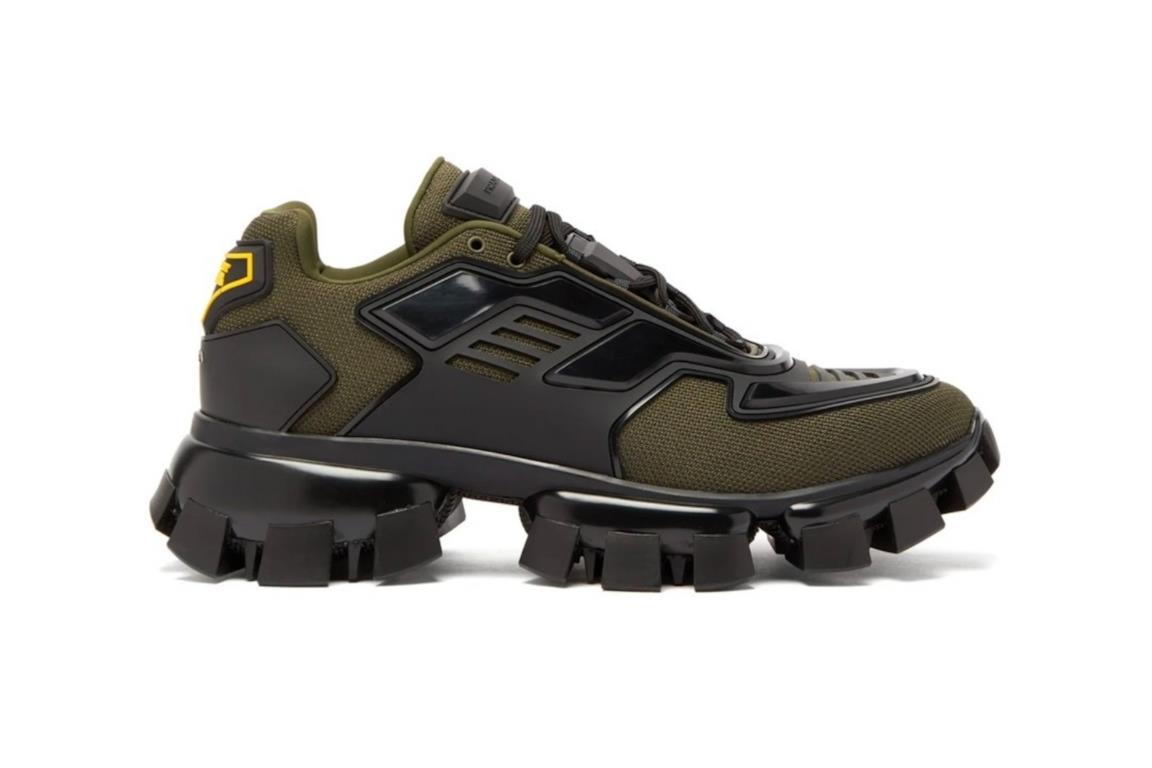 Release Cloudbust Thunder di Prada