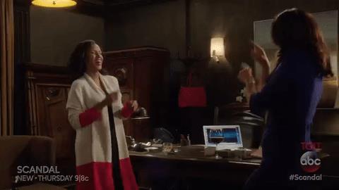 Olivia e Mellie in Scandal Kerry Washington e Bellamy Young