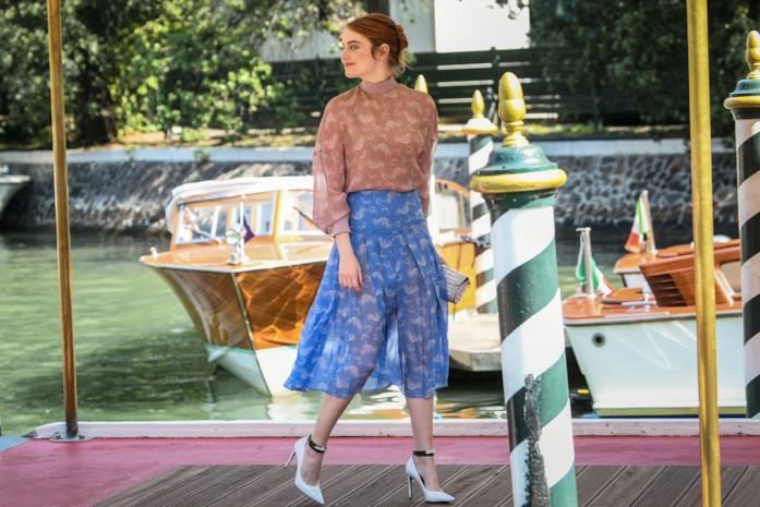 Emma Stone - Venezia 75 Emma Stone in abito bicolor a Venezia 75