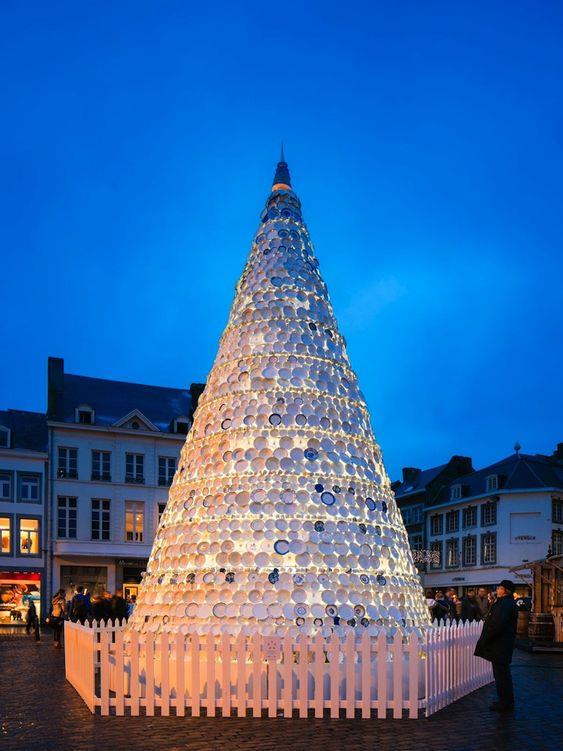 L'albero di Hasselt in Belgio Albero di Natale originale