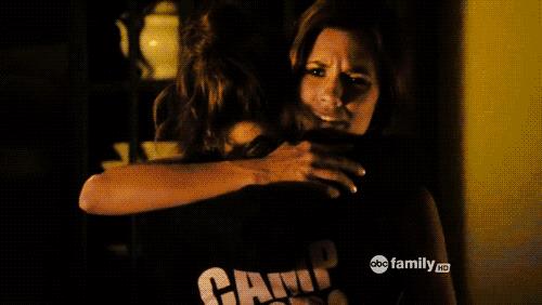Le sorelle Hastings di Pretty Little Liars Spencer e Melissa Hastings