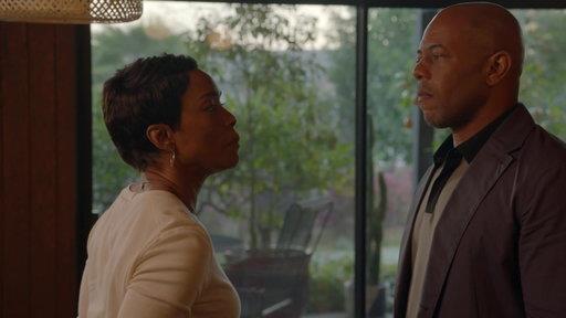 911: Athena e Michael nell'episodio 8 911: Athena e Michael in un'immagine promozionale