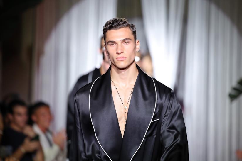 Un modello sfila per Dplce & Gabbana, primavera estate 2019 Un modello sfila per Dplce & Gabbana
