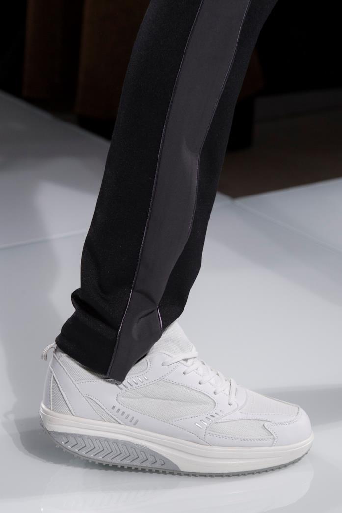 Sneakers autunno 2019 Scarpe da tennis per l'autunno, bianche e con suola alta