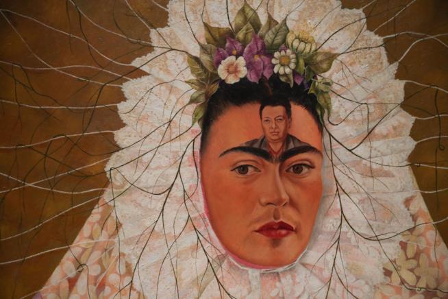 Frida Kahlo: Making herself up. La mostra a Londra Arriva a Londra Frida Kahlo: Making herself up, l'esibizione dei suoi oggetti più personali