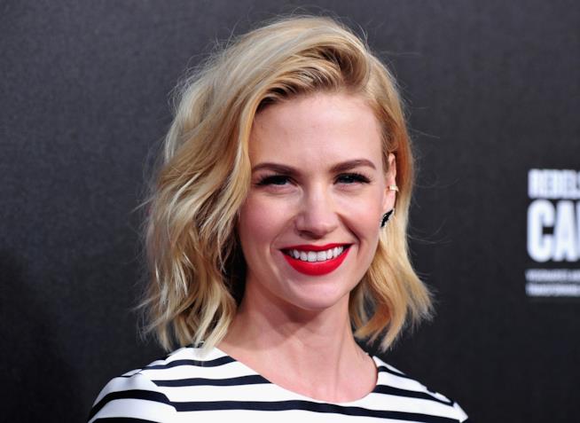 January Jones in topless January Jones in primo piano