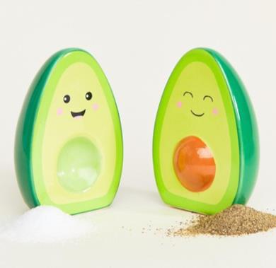 Set sale e pepe con avocado