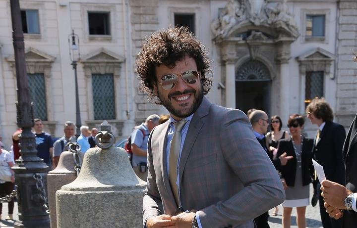 Francesco Renga presenta la fidanzata Francesco Renga in primo piano