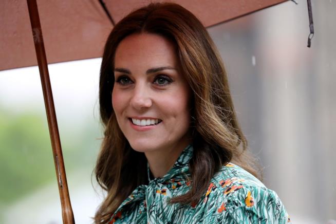Kate Middleton si è trovata alle prese con un giovane e timido spasimante Kate Middleton in una delle sue uscite pubbliche