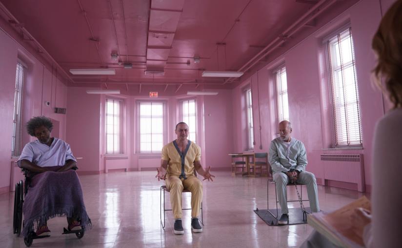 Una scena dal film Glass I protagonisti di Glass