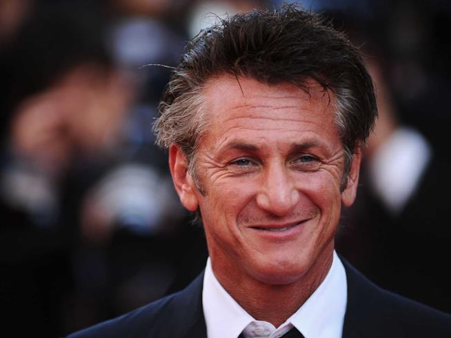 Sean Penn chiede un risarcimento all’Empire