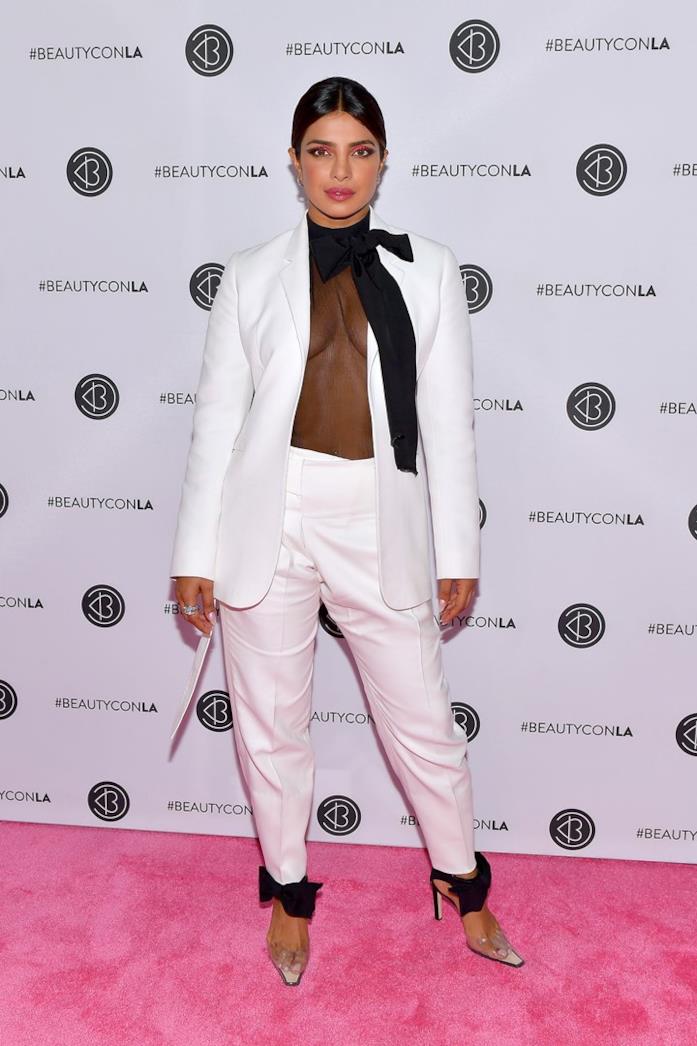 Priyanka Chopra sceglie Victoria Beckham per il suo look del Beautycon Priyanka Chopra ospite del Beautycon