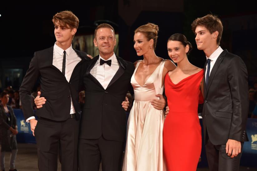 Il figlio di Rocco Siffredi svela come ha scoperto il lavoro di suo padre Rocco Siffredi con la sua famiglia