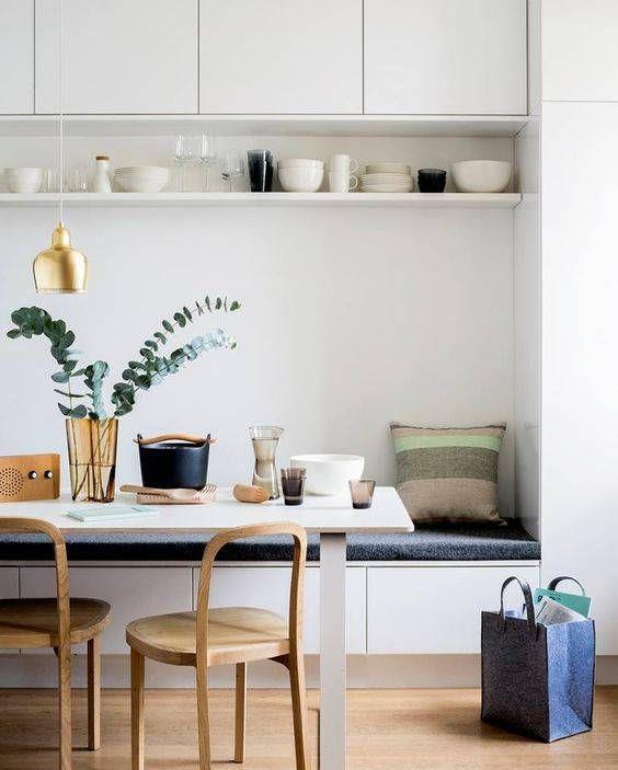 Tavola della cucina nordica Tavola in stile nordico per la cucina