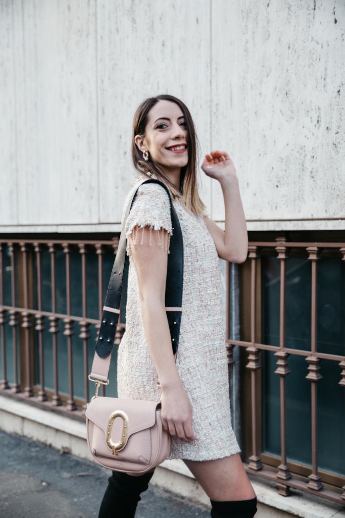 Erica Barca Erica Barca in outfit primaverile con minidress