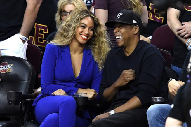 Jay-Z e Beyoncé, ecco come hanno superato il tradimento Jay-Z e Beyoncé