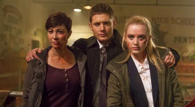 Dean Winchester, Jody Mills e Claire Novak Kim Rhodes, Jensen Ackles eKathryn Newton