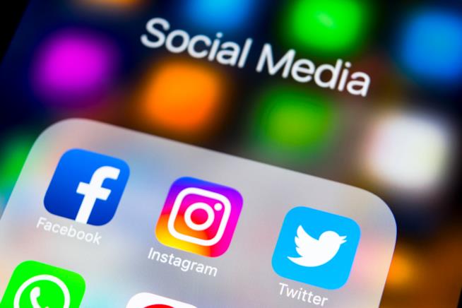 Facebook, i nostri numeri di telefono non sono privati Facebook