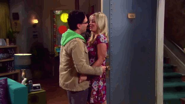 Penny e Leonard, i vicini di casa di The Big Bang Theory Johnny Galecki e Kaley Cuoco in The Big Bang Theory