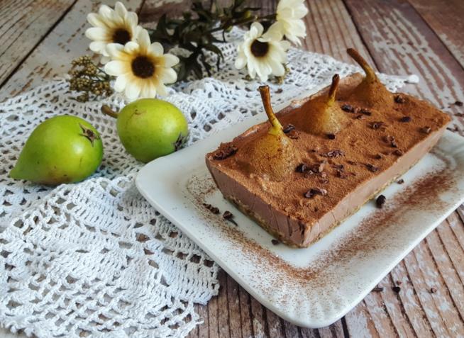 Cheesecake pere e ricotta Dolce con frutta intera
