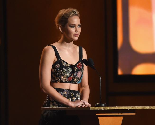 Jennifer Lawrence sulle sue foto nuda rubate, spiega perché non ha denunciato Primo piano di Jennifer Lawrence