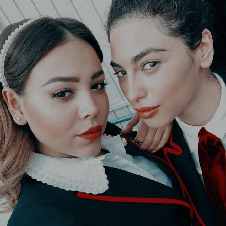 Lu di Elite Lu e Nadia in una scena di Elite