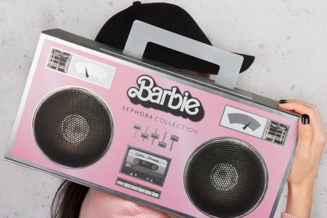Barbie X Sephora Collection: il cofanetto make-up Barbie X Sephora Collection cofanetto make-up