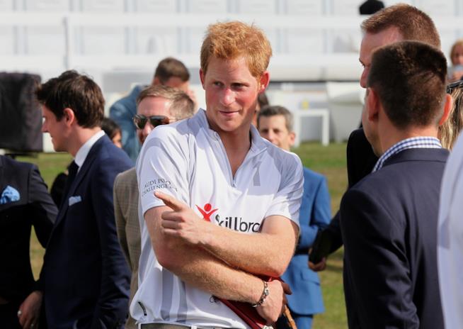 Il principe Harry in tenuta da Polo Il Duca di Sussex