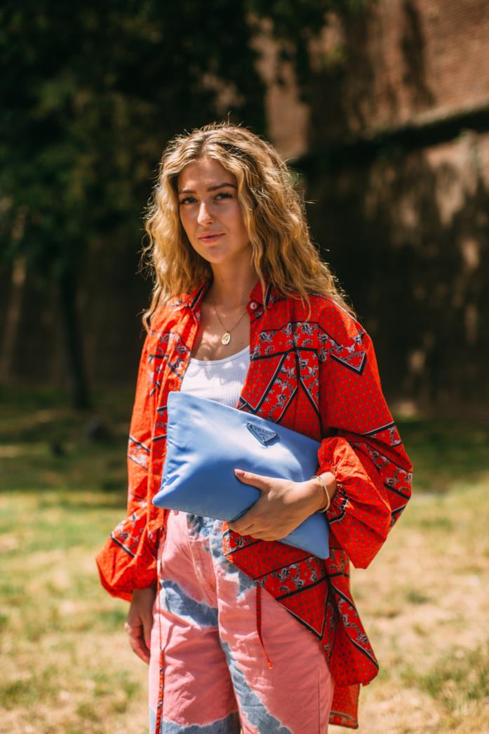 Street style Pitti Uomo 96, camicia fantasia Street style Pitti Uomo 96
